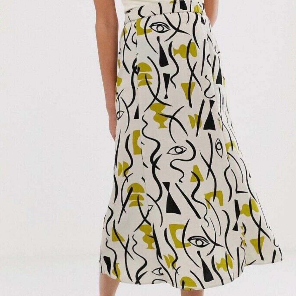 NWOT Monki Abstract Face Print Midi Skirt US12/UK16/EU44